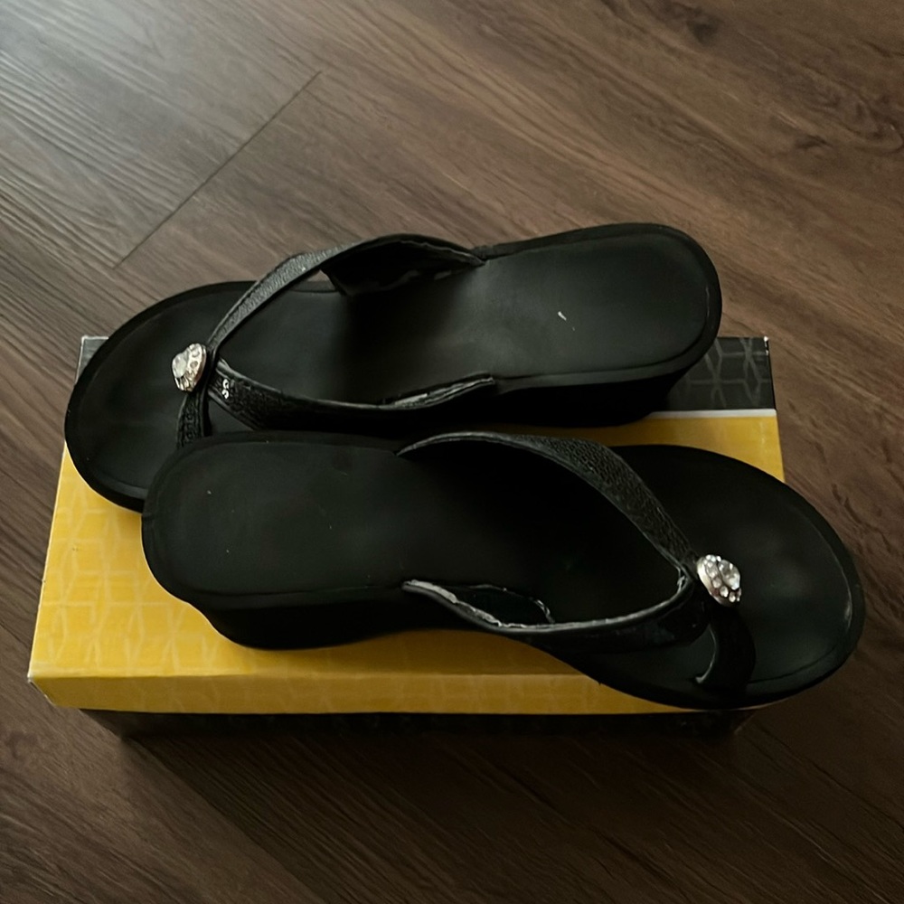 BYYB black wedge sandals